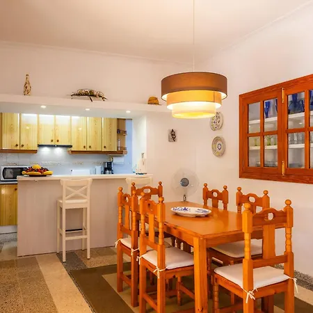 Tiro Villa *